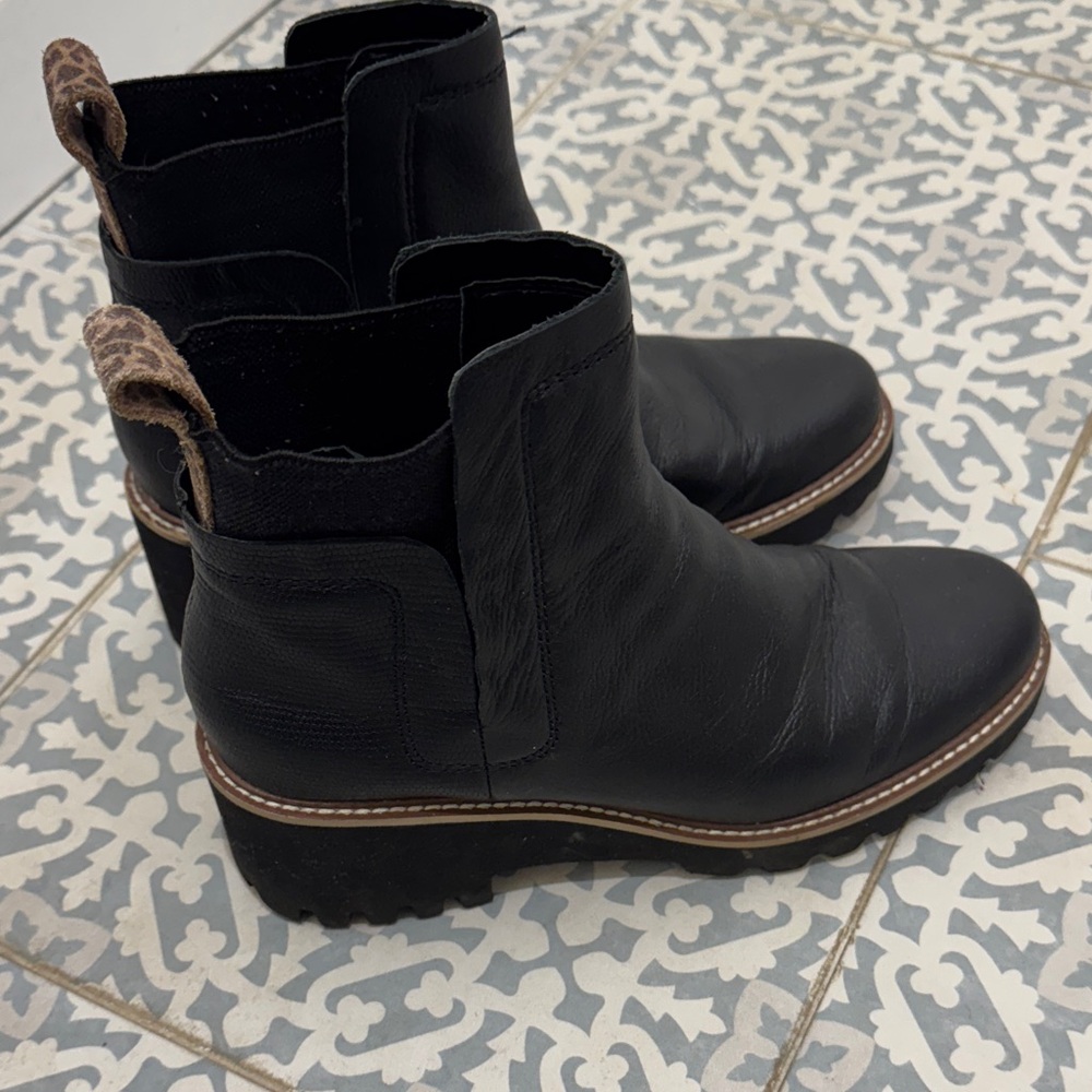 Dolce Vita Black Leather Ankle Boots